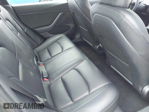 2023 Tesla Model 3 z VIN 5YJ3E1EA6PF435672, wystawiony jako IAAI lot #42375203 z przebiegiem 30 688 mil mil oraz . Historia ofert i sprzedaży dostępna na DreamBid. Obrazek 8.