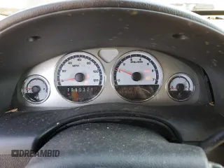 2006 Saturn Relay 3 AWD z VIN 5GZDX23L96D144080, wystawiony jako Copart lot #75242324 z przebiegiem 198 140 mil mil oraz Nie do naprawy. Historia ofert i sprzedaży dostępna na DreamBid. Obrazek 9.