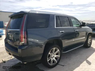 2020 Cadillac Escalade Luxury with VIN 1GYS3BKJ7LR178967, listed as a Copart auction lot 48310755 with 94,579 mi miles and Salvage Title. Bid and sale history available at carsss.com. Image 3.