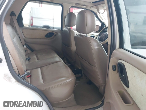2004 Ford Escape XLT с VIN 1FMCU93194KA79300, выставлен на аукционе IAAI как лот 42445143 с пробегом 200 384 миль миль и . История ставок и продаж доступна на DreamBid. Изображение 8.