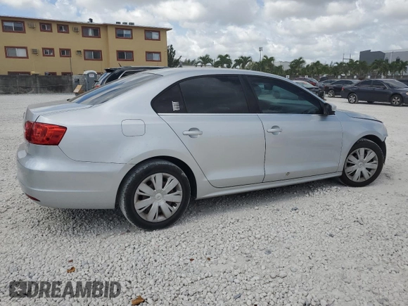 2013 Volkswagen Jetta SE z VIN 3VWDP7AJ8DM354734, wystawiony jako Copart lot #61147355 z przebiegiem 103 428 mil mil oraz Szkoda całkowita • Salvage title. Historia ofert i sprzedaży dostępna na DreamBid. Obrazek 3.