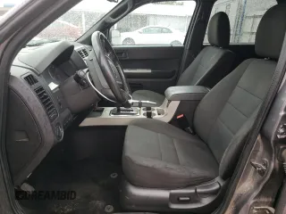 2011 Ford Escape XLT with VIN 1FMCU0D77BKA14232, listed as a Copart auction lot 62128054 with 184,244 mi miles and Salvage Title. Bid and sale history available at carsss.com. Image 7.