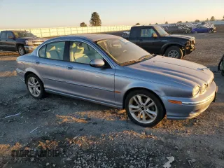 2007 Jaguar X-Type z VIN SAJWA51A27WJ21259, wystawiony jako Copart lot #42643115 z przebiegiem 106 800 mil mil oraz Szkody całkowita. Historia ofert i sprzedaży dostępna na DreamBid. Obrazek 4.
