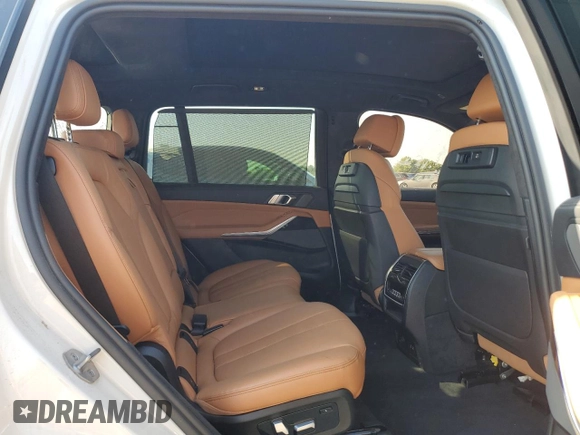 2022 BMW X7 M50i with VIN 5UXCX6C06N9J55872, listed as a Copart auction lot 67270444 with 0 mi miles and Salvage Title. Bid and sale history available at carsss.com. Image 11.