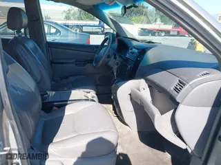 2004 Toyota Sienna CE with VIN 5TDZA23CX4S210033, listed as a IAAI auction lot 42086059 with 271,521 mi miles. Bid and sale history available at carsss.com. Image 5.