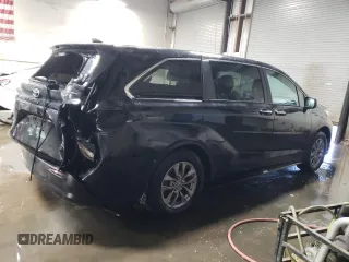 2023 Toyota Sienna XLE with VIN 5TDYSKFC6PS080602, listed as a Copart auction lot 88243285 with 37,000 mi miles and Salvage Title. Bid and sale history available at carsss.com. Image 3.