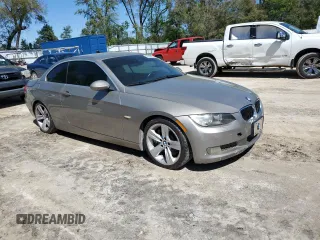 2008 BMW 3 Series 335i with VIN WBAWL73518PX55305, listed as a Copart auction lot 49326495 with 152,002 mi miles and Clean Title. Bid and sale history available at carsss.com. Image 4.