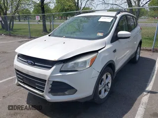 2013 Ford Escape SE with VIN 1FMCU9GXXDUD63179, listed as a IAAI auction lot 42017993 with 72,410 mi miles. Bid and sale history available at carsss.com. Image 2.