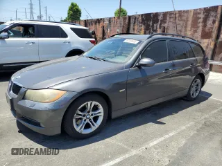 2008 BMW 3 Series 328xi z VIN WBAVT73598FZ38078, wystawiony jako Copart lot #56104865 z przebiegiem 100 979 mil mil oraz Szkoda całkowita • Salvage title. Historia ofert i sprzedaży dostępna na DreamBid. Obrazek 1.