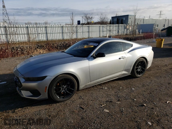 2024 Ford Mustang EcoBoost z VIN 1FA6P8TH9R5108998, wystawiony jako Copart lot #51508735 z przebiegiem 28 966 mil mil oraz Nie do naprawy • Non repairable. Historia ofert i sprzedaży dostępna na DreamBid. Obrazek 1.