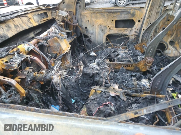 2014 Toyota Tundra Limited z VIN 5TFHY5F13EX352044, wystawiony jako Copart lot #81913994 z przebiegiem Nie podano mil oraz Szkoda całkowita • Salvage title. Historia ofert i sprzedaży dostępna na DreamBid. Obrazek 7.