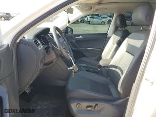 2020 Volkswagen Tiguan SE with VIN 3VV2B7AX4LM174700, listed as a Copart auction lot 46323834 with 53,276 mi miles and Salvage Title. Bid and sale history available at carsss.com. Image 7.