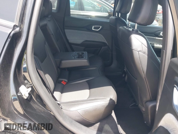 2024 Jeep Compass Latitude с VIN 3C4NJDBN4RT111850, выставлен на аукционе IAAI как лот 42771963 с пробегом 40 626 миль миль и . История ставок и продаж доступна на DreamBid. Изображение 8.