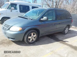 2007 Dodge Caravan SXT with VIN 1D4GP45R57B237884, listed as a IAAI auction lot 41660880 with 120,513 mi miles and . Bid and sale history available at DreamBid. Image 2.
