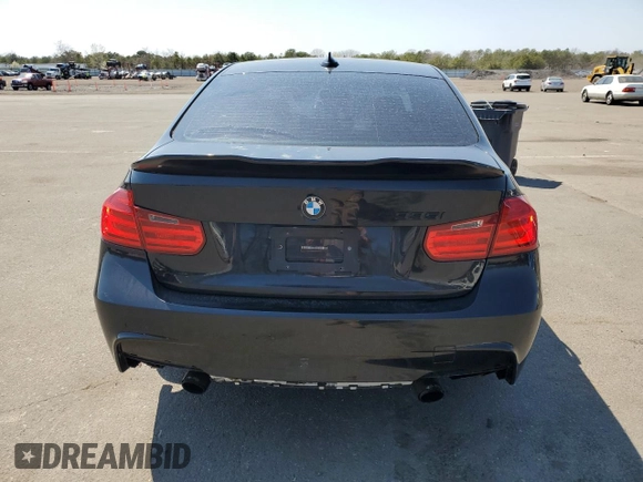 2013 BMW 3 Series 335i xDrive z VIN WBA3B9G52DNR89647, wystawiony jako Copart lot #54180315 z przebiegiem 184 216 mil mil oraz Czysty tytuł • Clean title. Historia ofert i sprzedaży dostępna na DreamBid. Obrazek 6.