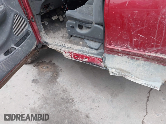 2003 Ford F-150 XL with VIN 2FTPX18LX3CA89961, listed as a IAAI auction lot 41901357 with 199,708 mi miles. Bid and sale history available at carsss.com. Image 6.
