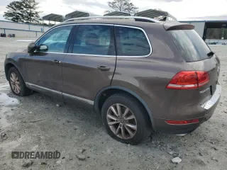 2013 Volkswagen Touareg Lux with VIN WVGEF9BP1DD006810, listed as a Copart auction lot 87906695 with 172,473 mi miles and Clean Title. Bid and sale history available at DreamBid. Image 2.