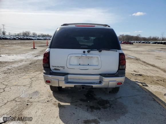 2005 Chevrolet TrailBlazer LT with VIN 1GNDT13S352327846, listed as a Copart auction lot 50152375 with NaN miles and Clean Title. Bid and sale history available at carsss.com. Image 6.
