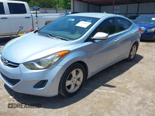 2011 Hyundai Elantra GLS z VIN KMHDH4AE0BU135563, wystawiony jako IAAI lot #42482810 z przebiegiem 158 110 mil mil oraz . Historia ofert i sprzedaży dostępna na DreamBid. Obrazek 2.