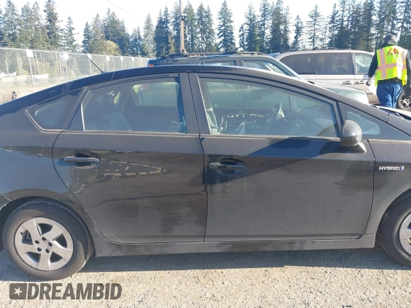 2013 Toyota Prius One with VIN JTDKN3DU7D5695238, listed as a IAAI auction lot 42034921 with 113,383 mi miles. Bid and sale history available at carsss.com. Image 14.