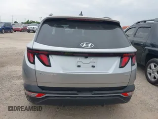 2024 Hyundai Tucson SEL with VIN 5NMJBCDE8RH305362, listed as a IAAI auction lot 42123366 with 48,431 mi miles. Bid and sale history available at carsss.com. Image 16.