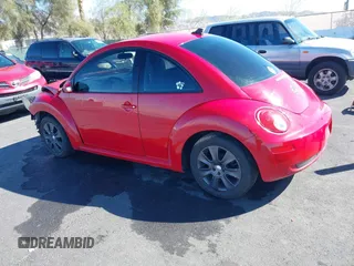 2009 Volkswagen New Beetle Coupe S with VIN 3VWRG31C39M505244, listed as a IAAI auction lot 41733256 with 166,856 mi miles. Bid and sale history available at carsss.com. Image 3.