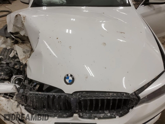 2018 BMW 5 Series 530i xDrive with VIN WBAJA7C50JWA72008, listed as a Copart auction lot 84822624 with Not Provided miles and Salvage Title. Bid and sale history available at carsss.com. Image 13.