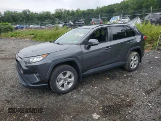 2019 Toyota RAV4 XLE with VIN 2T3P1RFVXKC026527, listed as a Copart auction lot 63665935 with 61,056 mi miles and Salvage title. Bid and sale history available at DreamBid. Image 1.