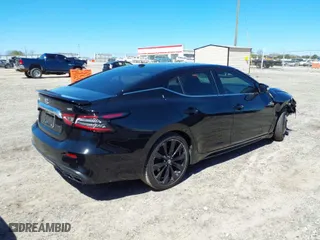 2020 Nissan Maxima SR with VIN 1N4AA6EV9LC378772, listed as a IAAI auction lot 41814796 with 78,996 mi miles. Bid and sale history available at carsss.com. Image 4.
