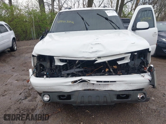 2005 Chevrolet Suburban Z71 with VIN 3GNFK16Z45G127697, listed as a IAAI auction lot 41971382 with 270,655 mi miles and . Bid and sale history available at DreamBid. Image 6.