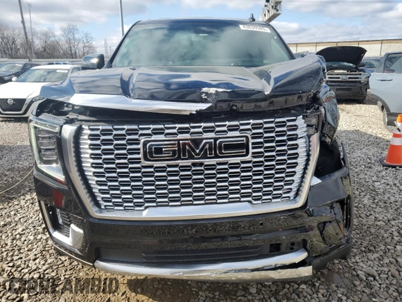 2024 GMC Yukon Denali with VIN 1GKS2DKL7RR226745, listed as a Copart auction lot 43639505 with 7,861 mi miles and Salvage Title. Bid and sale history available at carsss.com. Image 5.