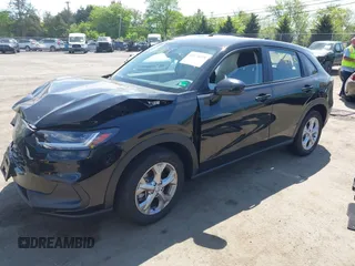 2025 Honda HR-V LX with VIN 3CZRZ2H32SM770069, listed as a IAAI auction lot 42176978 with 1,484 mi miles and . Bid and sale history available at DreamBid. Image 18.