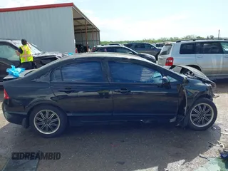 2009 Honda Civic LX z VIN 2HGFA165X9H319450, wystawiony jako IAAI lot #42099045 z przebiegiem 253 309 mil mil oraz . Historia ofert i sprzedaży dostępna na DreamBid. Obrazek 14.