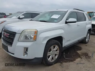 2012 GMC Terrain SLE-2 z VIN 2GKALSEK8C6143845, wystawiony jako IAAI lot #42305445 z przebiegiem 106 998 mil mil oraz . Historia ofert i sprzedaży dostępna na DreamBid. Obrazek 2.