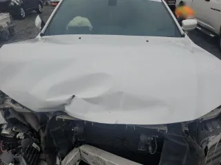 2016 Chrysler 300 S z VIN 2C3CCABG2GH152103, wystawiony jako Copart lot #54530625 z przebiegiem 217 656 mil mil oraz Szkoda całkowita • Salvage title. Historia ofert i sprzedaży dostępna na DreamBid. Obrazek 11.