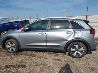 2022 Kia Niro LXS with VIN KNDCB3LC5N5512717, listed as a IAAI auction lot 41453629 with 94,756 mi miles. Bid and sale history available at carsss.com. Image 14.
