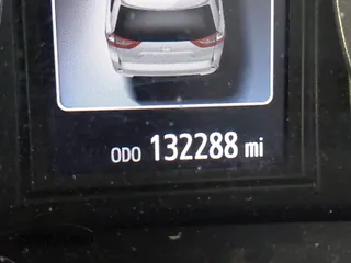2017 Toyota Sienna XLE Auto Access Seat with VIN 5TDYZ3DC5HS809534, listed as a IAAI auction lot 41931204 with 132,288 mi miles and . Bid and sale history available at DreamBid. Image 16.