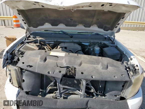 2009 Chevrolet Silverado 1500 LT with VIN 3GCEK23M09G135014, listed as a Copart auction lot 52289645 with 228,093 mi miles and Salvage Title. Bid and sale history available at DreamBid. Image 12.