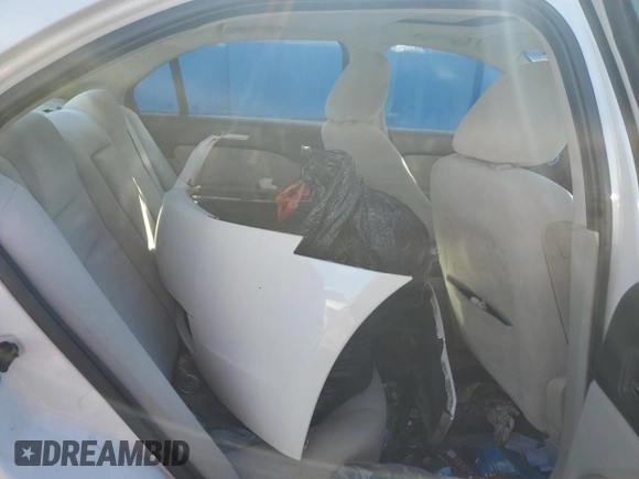 2009 Mercury Milan with VIN 3MEHM07ZX9R630759, listed as a Copart auction lot 44508335 with 262,721 mi miles and Salvage Title. Bid and sale history available at DreamBid. Image 10.