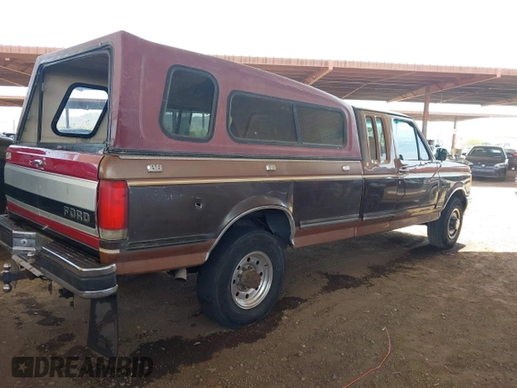 1990 Ford F-250 with VIN 1FTHX25G3LKB31027, listed as a IAAI auction lot 41985838 with 86,502 mi miles and . Bid and sale history available at DreamBid. Image 4.