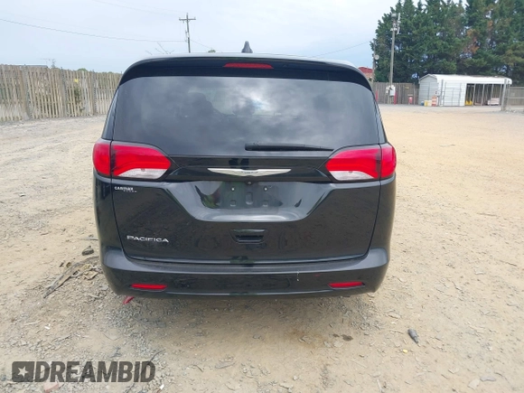 2017 Chrysler Pacifica Touring with VIN 2C4RC1DG8HR502333, listed as a IAAI auction lot 42357607 with 105,266 mi miles and . Bid and sale history available at DreamBid. Image 16.