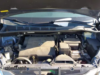 2014 Toyota Sienna XLE z VIN 5TDYK3DC9ES526117, wystawiony jako IAAI lot #42247546 z przebiegiem 119 096 mil mil oraz . Historia ofert i sprzedaży dostępna na DreamBid. Obrazek 10.