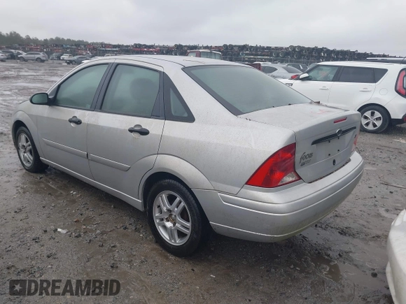 2002 Ford Focus SE with VIN 1FAFP34382W126124, listed as a IAAI auction lot 41767679 with Not Provided miles and . Bid and sale history available at carsss.com. Image 3.