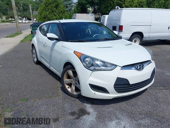 2013 Hyundai Veloster RE:MIX with VIN KMHTC6AD4DU173426, listed as a IAAI auction lot 42551270 with 91,560 mi miles and . Bid and sale history available at DreamBid. Image 1.
