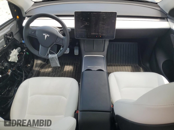 2022 Tesla Model Y Performance with VIN 7SAYGDEF3NF532311, listed as a Copart auction lot 62997535 with 60,530 mi miles and Salvage title. Bid and sale history available at DreamBid. Image 8.