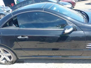 2007 Mercedes-Benz SL 550 с VIN WDBSK71F07F121213, выставлен на аукционе IAAI как лот 42210962 с пробегом 96 088 миль миль и . История ставок и продаж доступна на DreamBid. Изображение 13.