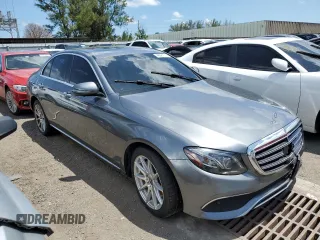 2018 Mercedes-Benz E-Class E 300 with VIN WDDZF4JBXJA346832, listed as a Copart auction lot 49081513 with Not Provided miles. Bid and sale history available at carsss.com. Image 4.