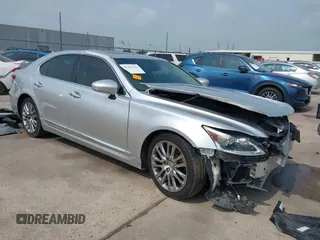 2016 Lexus LS 460 с VIN JTHBL5EF8G5139220, выставлен на аукционе IAAI как лот 42291165 с пробегом 139 809 миль миль и . История ставок и продаж доступна на DreamBid. Изображение 1.