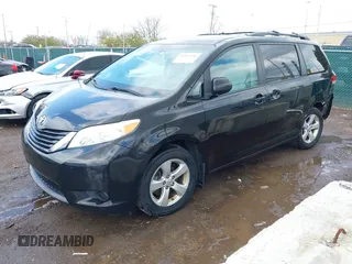 2013 Toyota Sienna LE AAS with VIN 5TDKK3DC8DS401419, listed as a IAAI auction lot 42007146 with 182,651 mi miles. Bid and sale history available at carsss.com. Image 17.