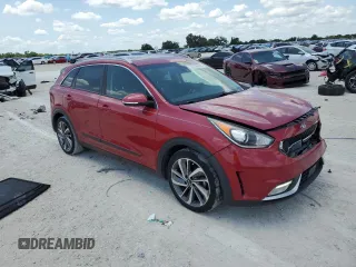 2018 Kia Niro Touring with VIN KNDCE3LC1J5111263, listed as a Copart auction lot 51804444 with 104,192 mi miles and Non Repairable. Bid and sale history available at carsss.com. Image 4.